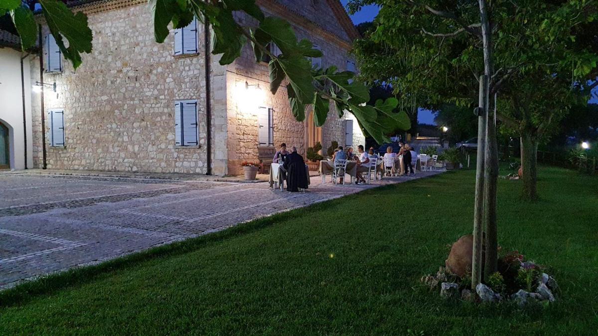 Вілла I Casali Di Colle Monte San Giuliano di Puglia Екстер'єр фото